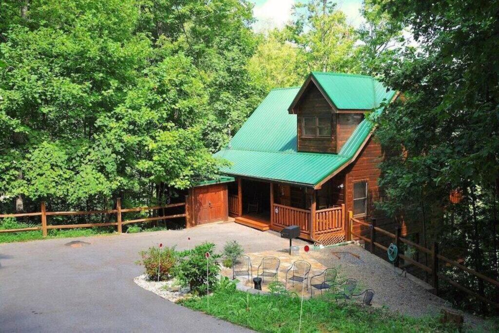 Brave Eagle Cabin 세비어빌 객실 사진