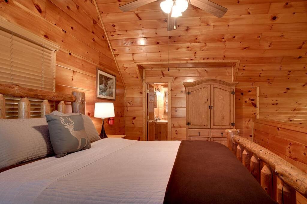 Brave Eagle Cabin 세비어빌 객실 사진